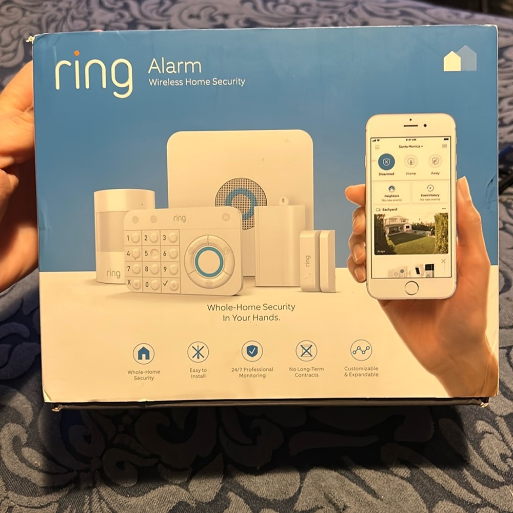 NWOT Wireless ring home alarm.